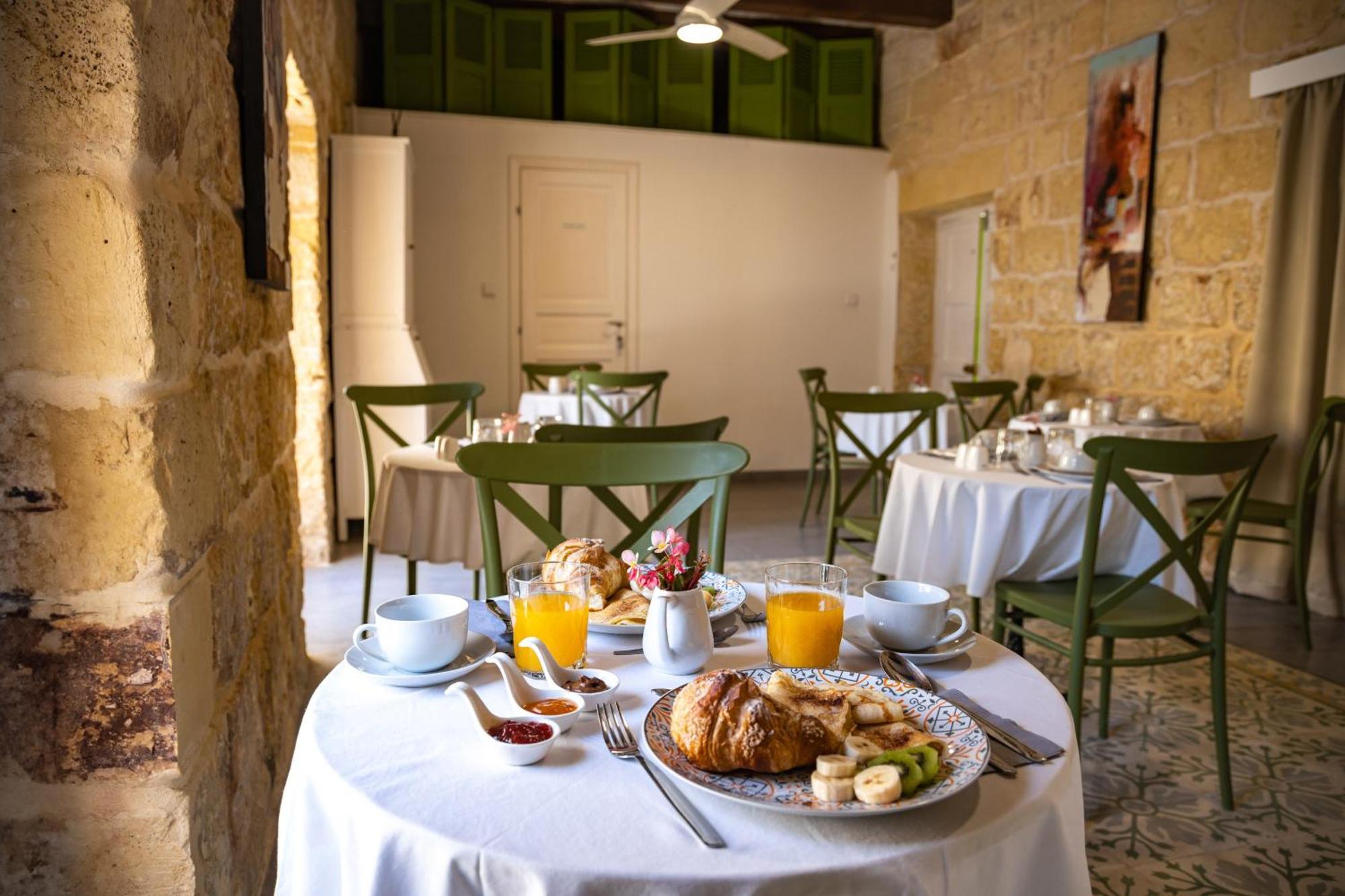 Hotel Lemon Tree Relais By Cx Collection à Żabbar Extérieur photo
